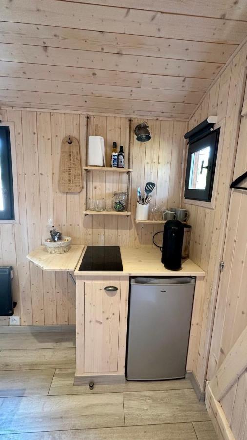 Camping Superbe Roulotte De Charme Bagnols-en-Forêt