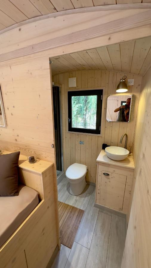 Campsite Superbe Roulotte De Charme
