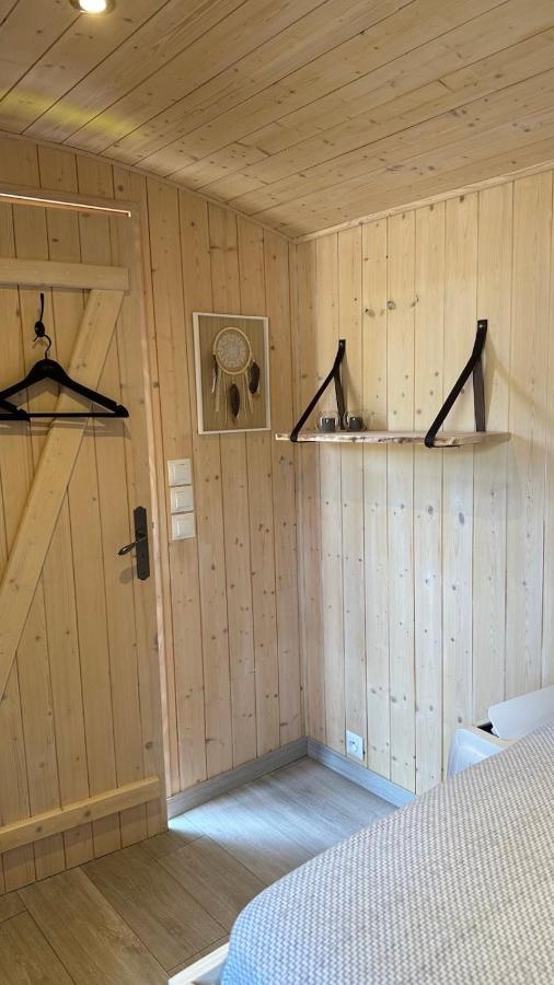 Superbe Roulotte De Charme Campsite Bagnols-en-Foret